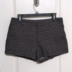 NWT Banana Republic Geoprint shorts